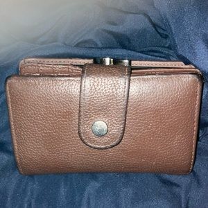 Brown wallet/change purse